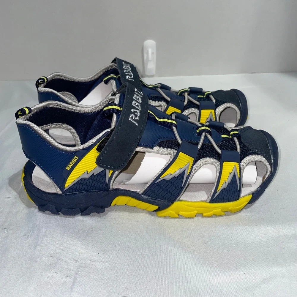 Rabbit‎ Boys Navy Blue Yellow Athletic Closed Toe Outdoor Sandals Size 36